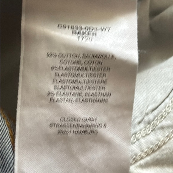 Closed sz 26 Baker Cropped medium wash zip fly good pre owned condition - Picture 6 of 9